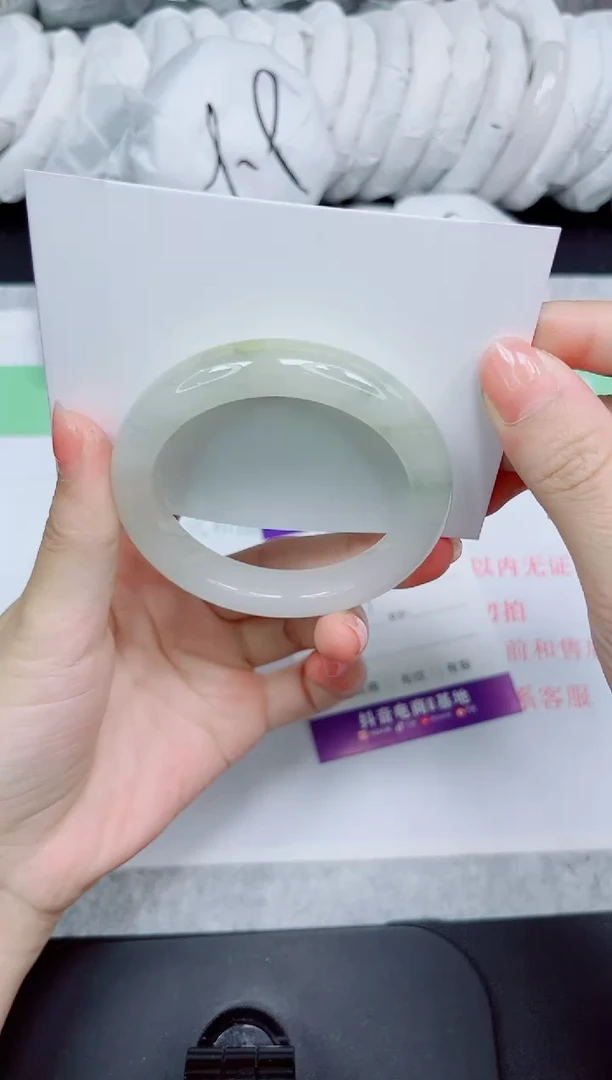 石英质玉手镯未镶嵌89-52