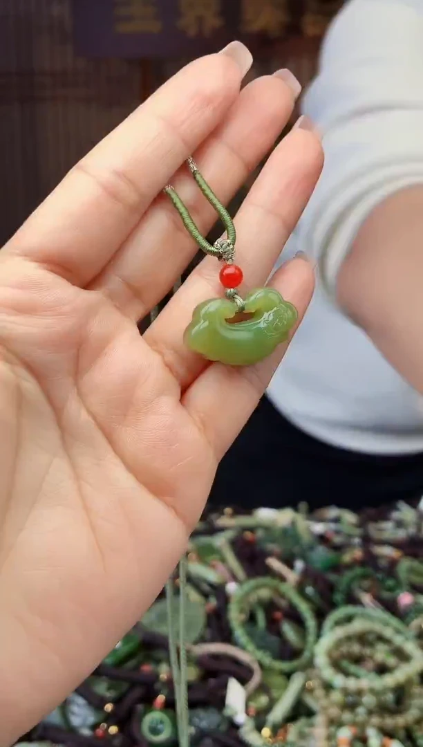 颈饰未镶嵌和田玉多样性发货拍一发一