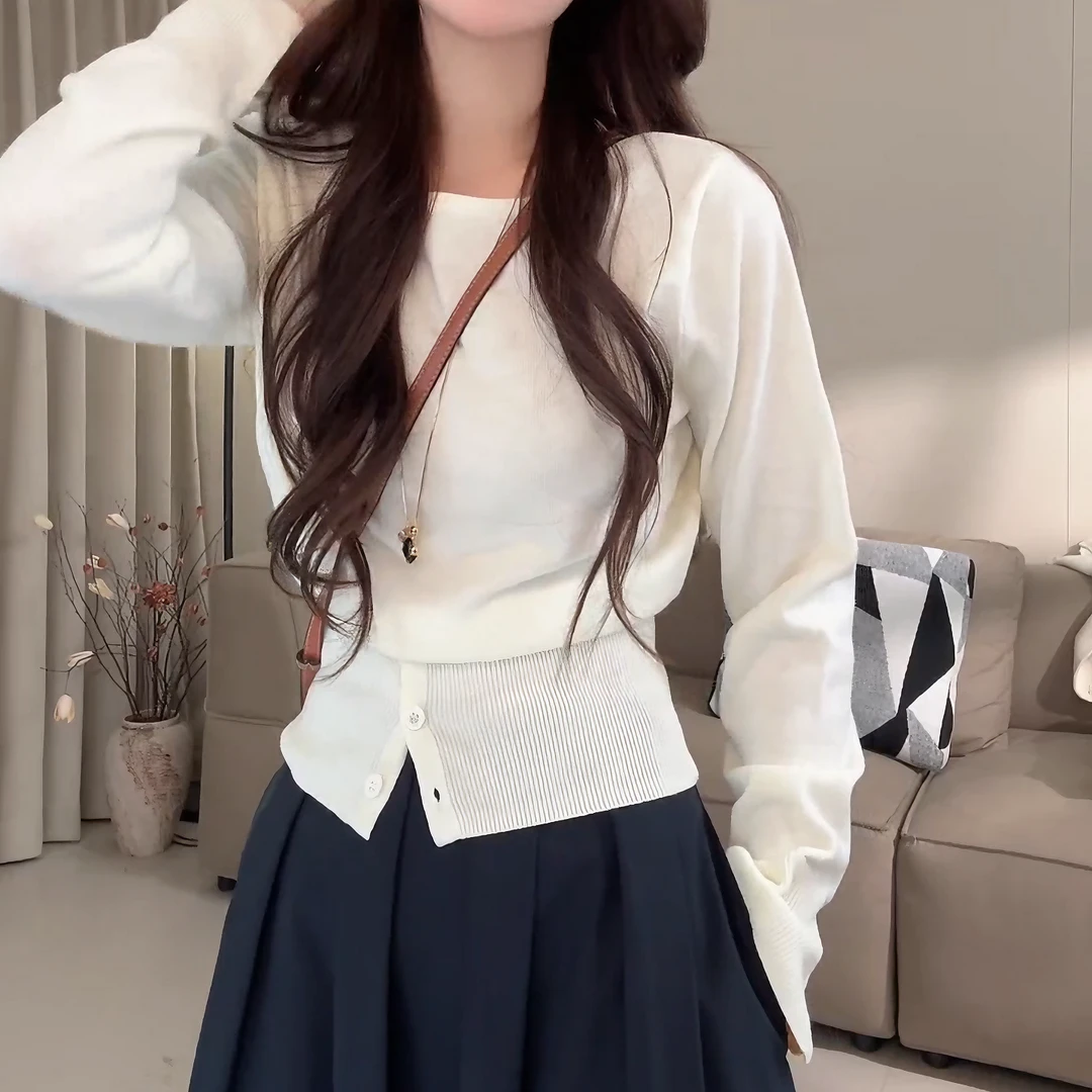 2025秋季新款气质长袖针织衫辣妹百搭休闲圆领套头上衣LK2506383