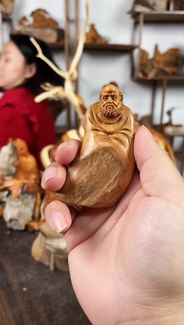 【闪购商品】柏木（崖柏）木雕1