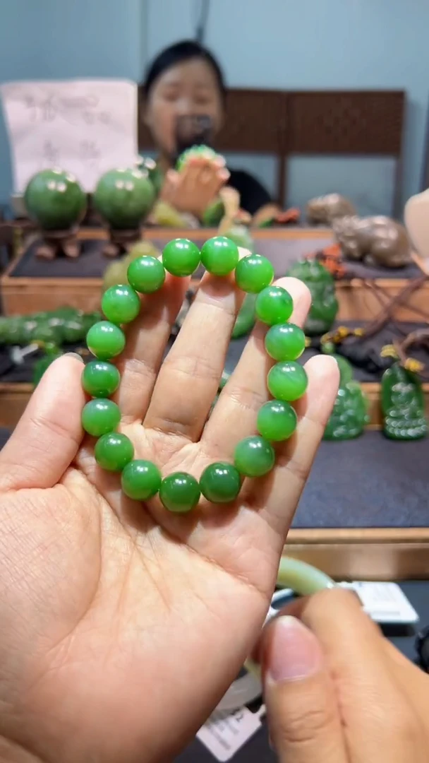 未镶嵌手串和田玉（碧玉）1