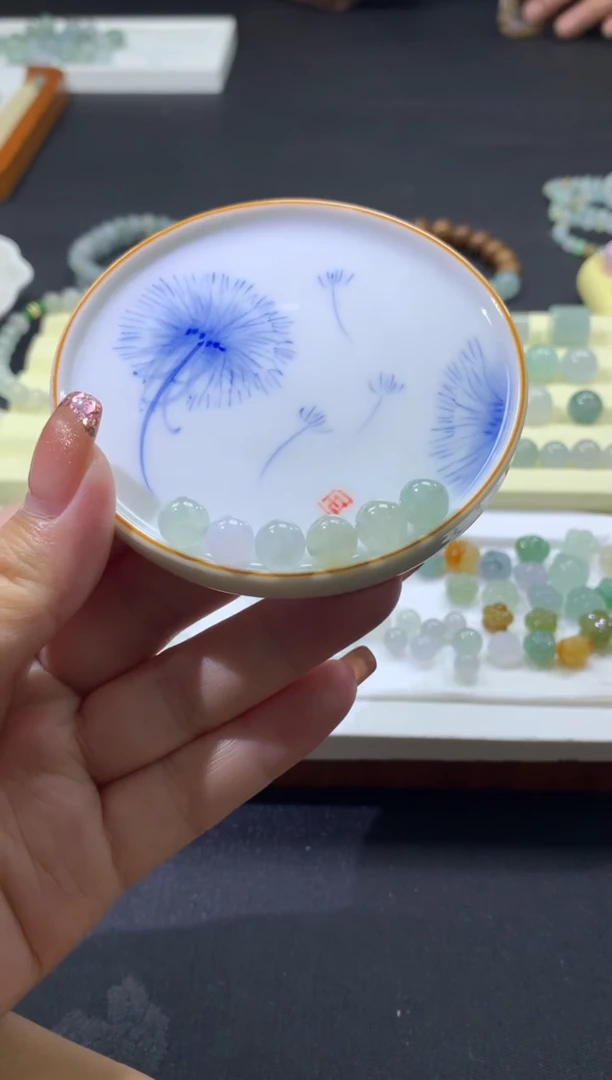 未镶嵌定制翡翠卡7-8mm+