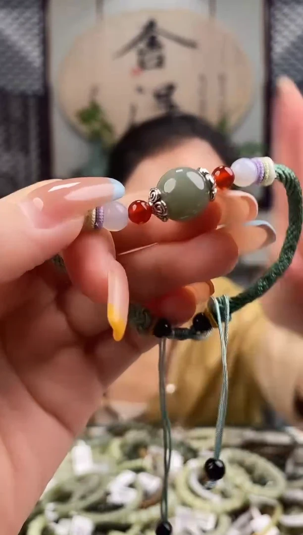 和田玉未镶嵌颈饰拍一发一