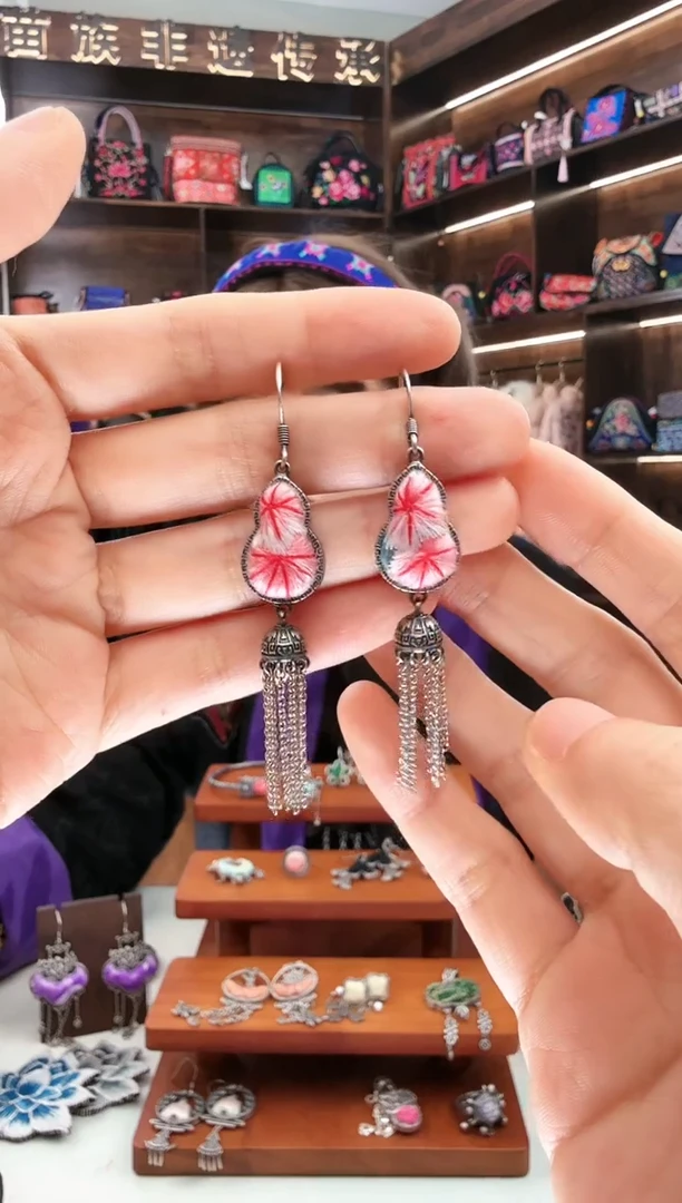 【闪购商品】织绣142蚩梦苗族古绣