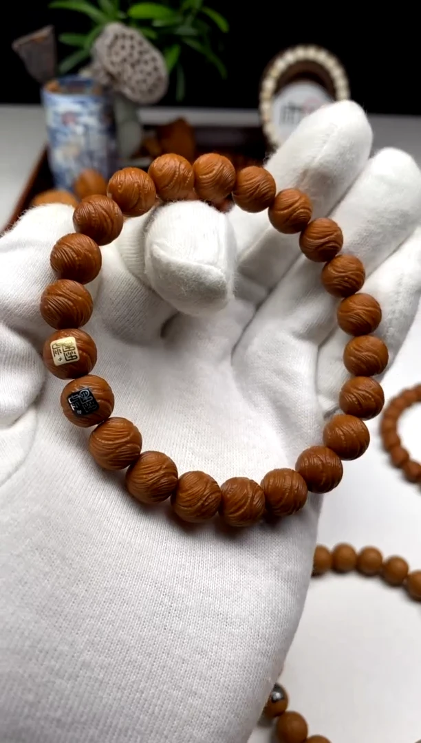 猴头核桃吊坠雨墨臻至750云龙