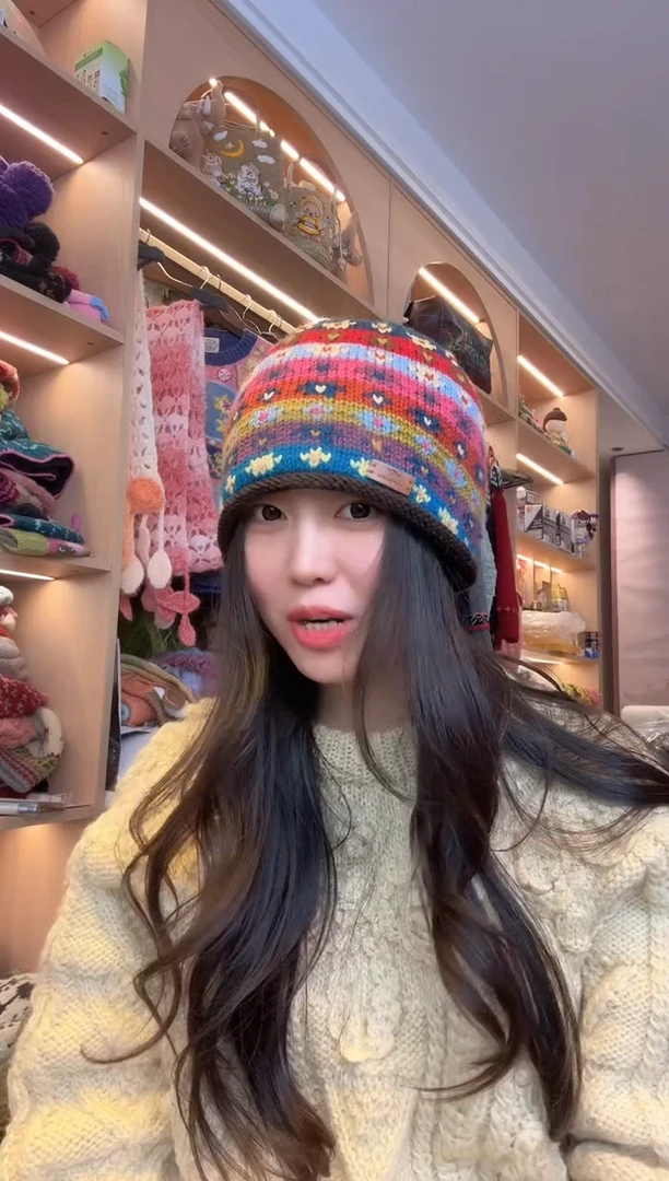 羊毛咖色爱心帽