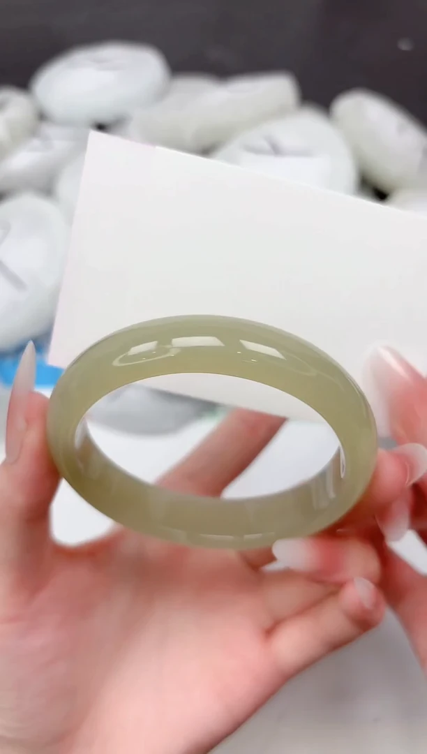 未镶嵌手镯石英质玉106-60