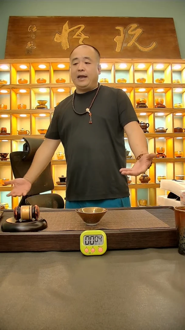 茶盏一**爱408=。。。