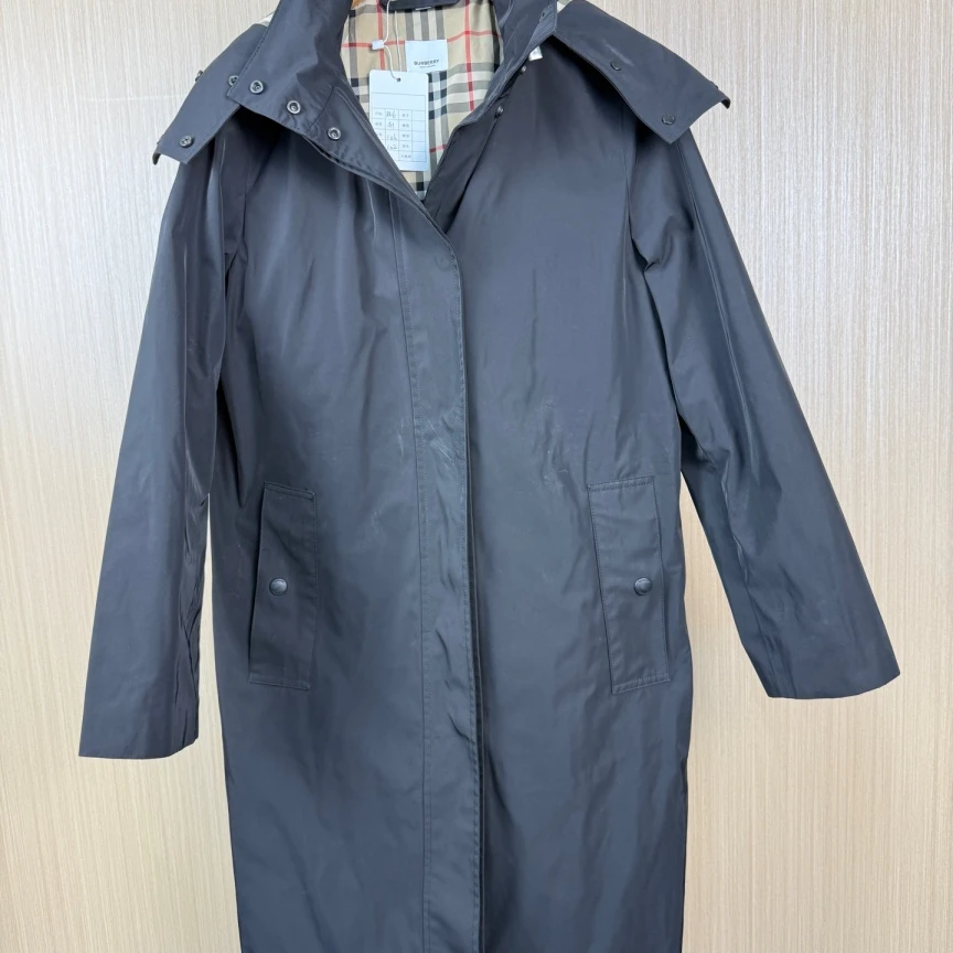 99新 BURBERRY/博柏利 黑色按扣风衣 UK6 16195433