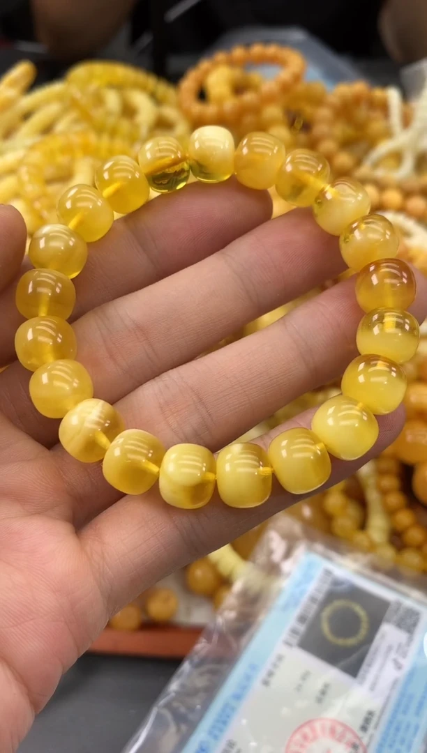 未镶嵌蜜蜡裸石手串