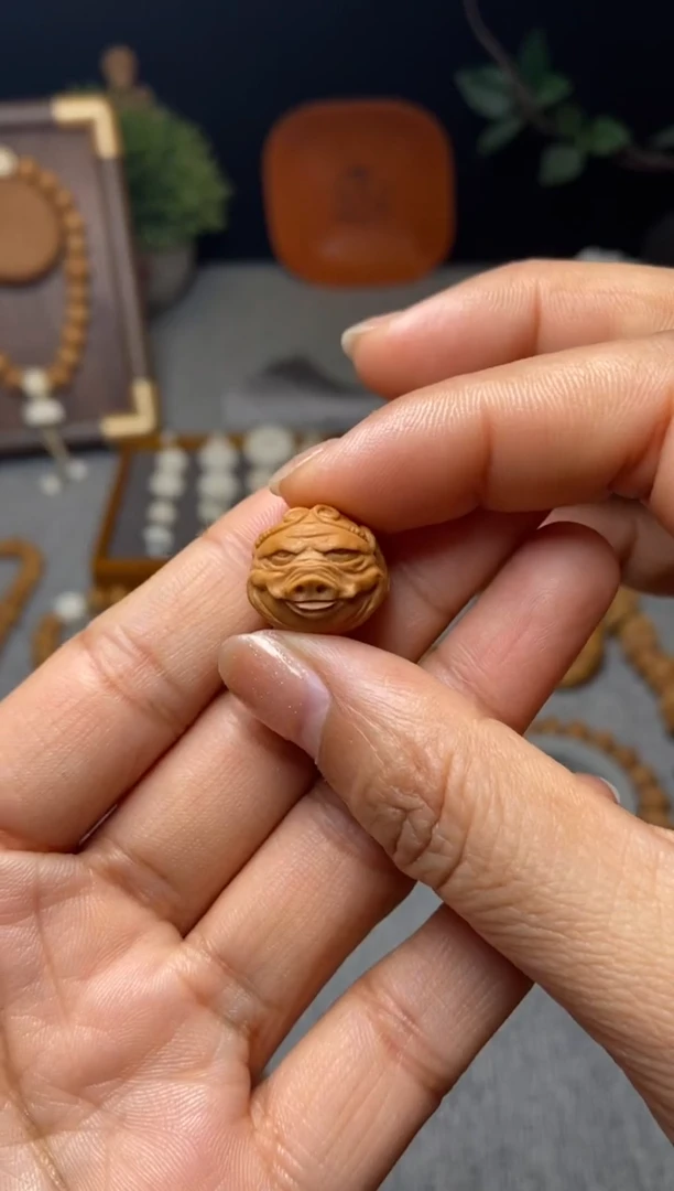 【闪购商品】猴头核桃吊坠猪八戒16+