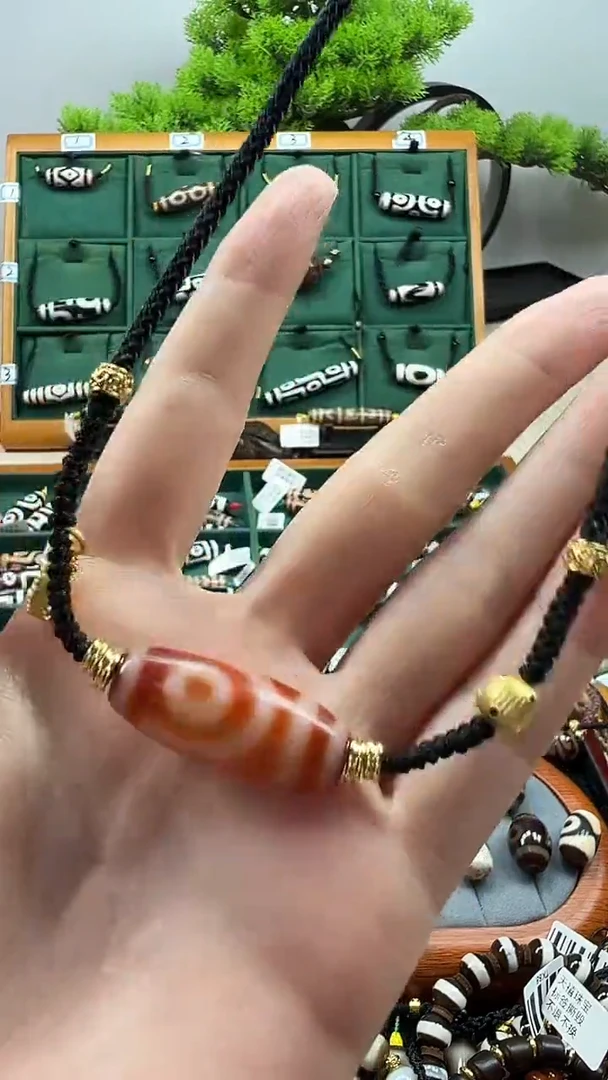 玛瑙/玉髓（覆膜）颈饰合金12.（微瑕）