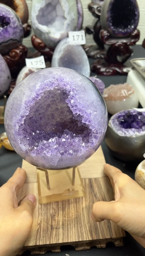 未镶嵌紫晶大型摆件（非配饰）209号开口笑