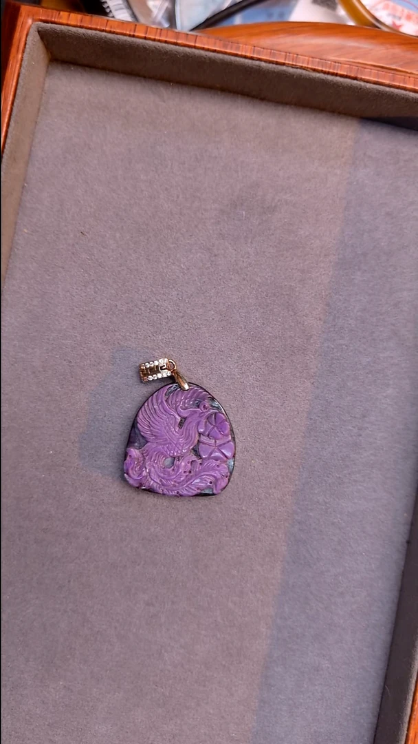 苏纪石（舒俱来）银S925镶嵌颈饰雕刻件