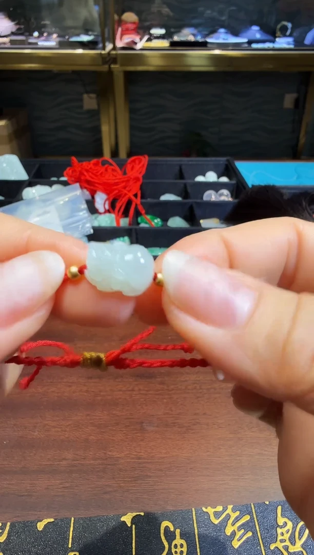 【闪购商品】翡翠颈饰未镶嵌翡翠貔貅