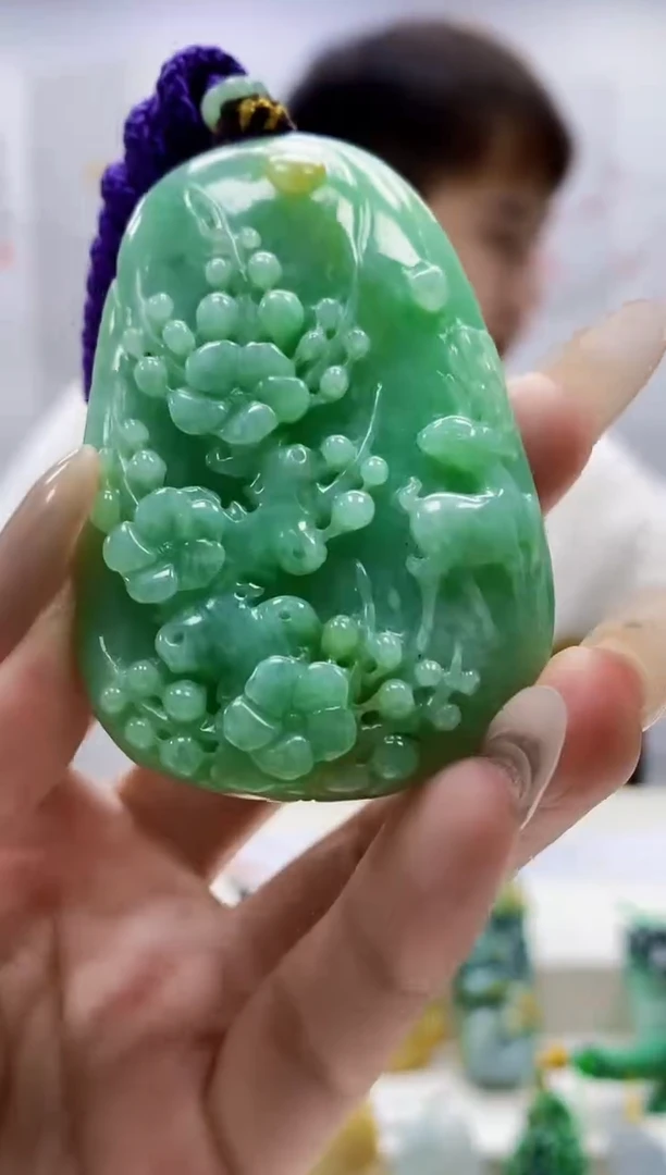 未镶嵌定制翡翠4868lr-毛货挂件64