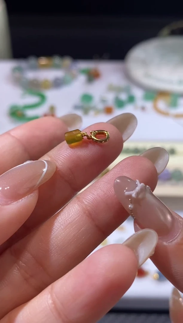 未镶嵌定制翡翠理**岁桶珠提溜   买断不退换