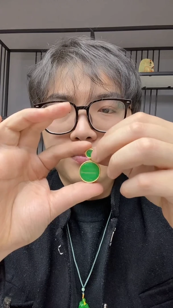 【闪购商品】翡翠颈饰合金圆牌