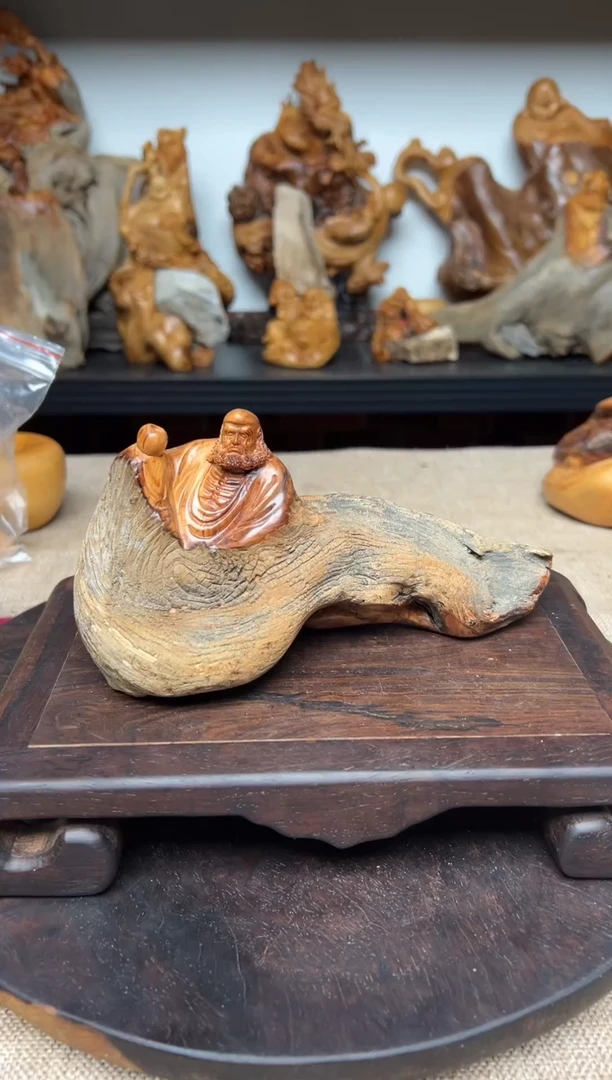 柏木（崖柏）崖柏雕刻件