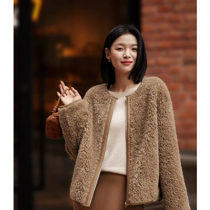 笑涵阁 冬季新品 轻奢时宽松廓形髦耐看大衣外套女DYT763080VG