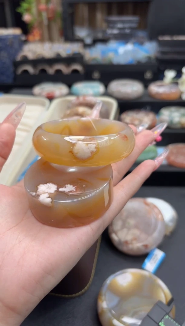 未镶嵌手镯石英质玉320(62圈赠送镯心)