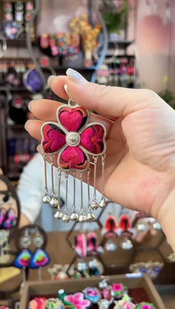 织绣民族风手工非遗老绣饰品92