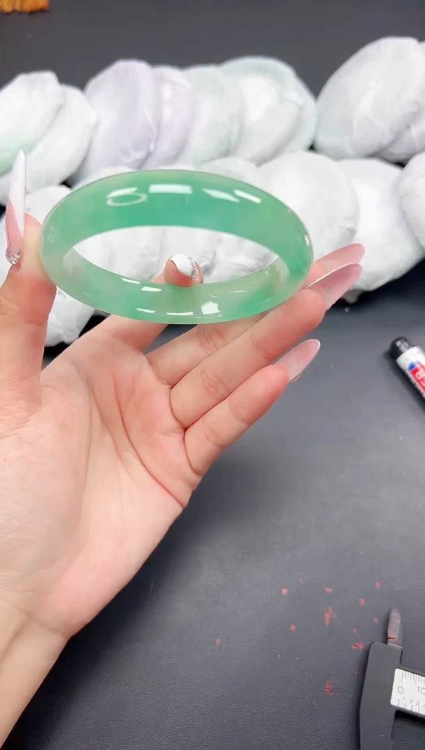 精品手镯，一物一拍J-065