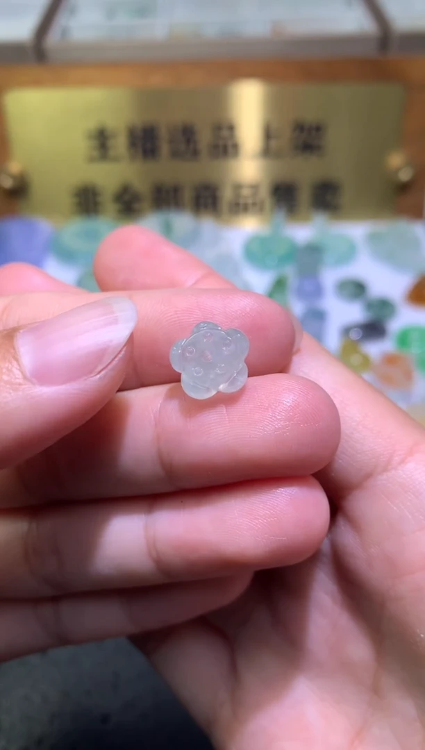 未镶嵌定制翡翠毛货