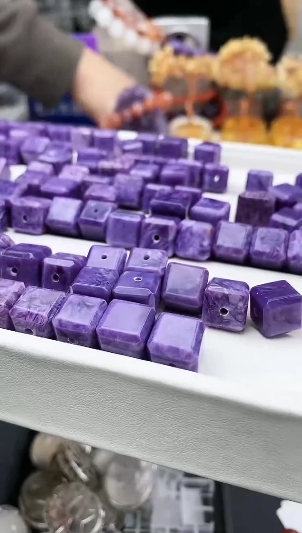 【闪购商品】查罗石（紫龙晶）颈饰未镶嵌69a多样性发其一2/7/1个