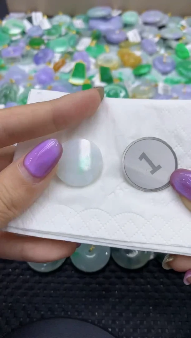 颈饰未镶嵌翡翠天然缅甸翡翠A货