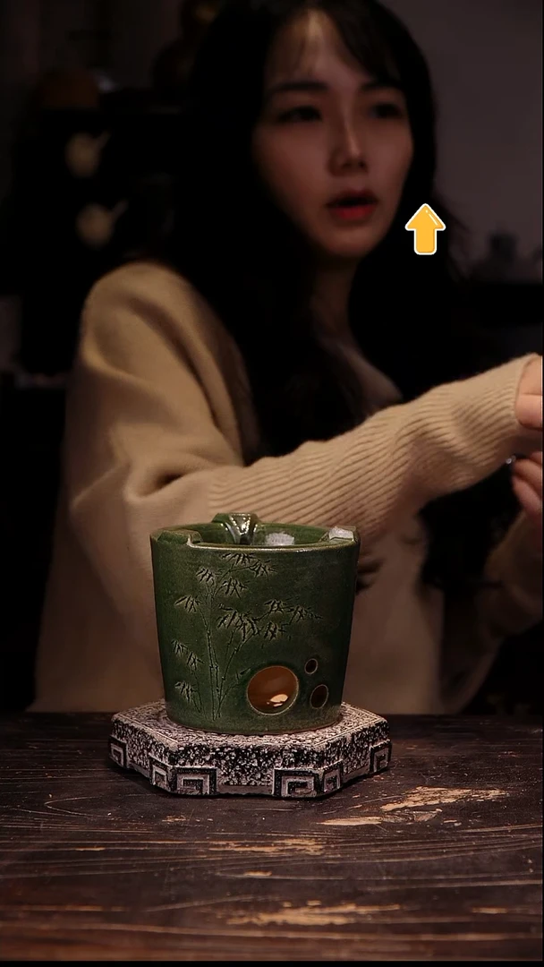 纯手工翡翠绿雕刻炉