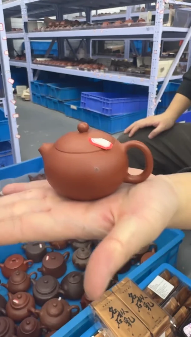 茶壶紫砂微瑕  朱泥西施壶