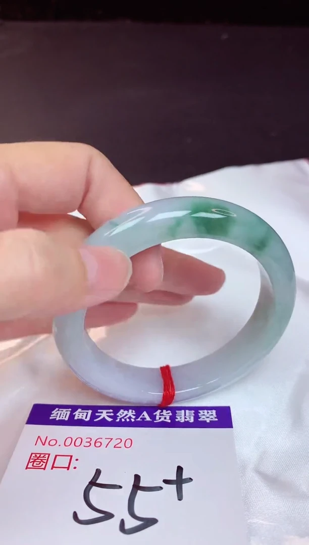 未镶嵌手镯翡翠55