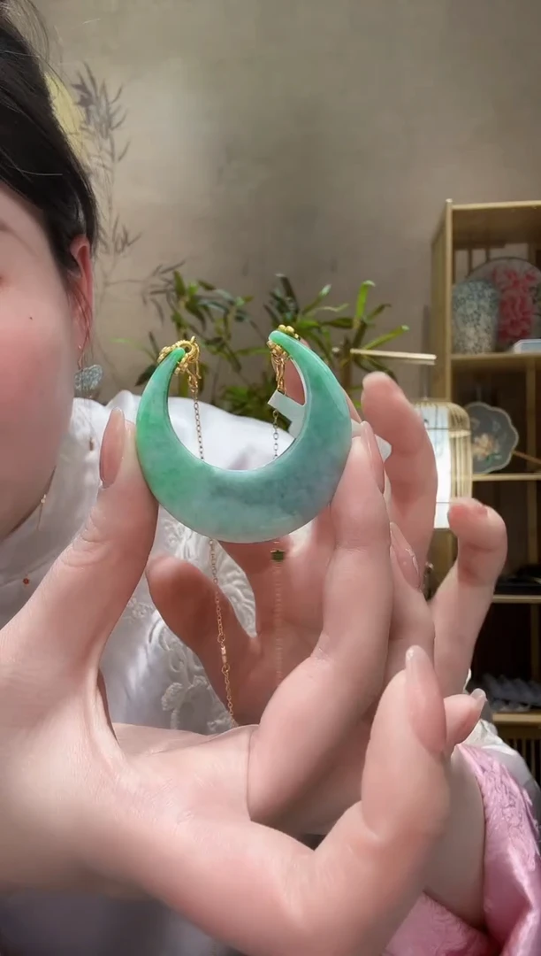 【闪购商品】翡翠颈饰未镶嵌吊坠