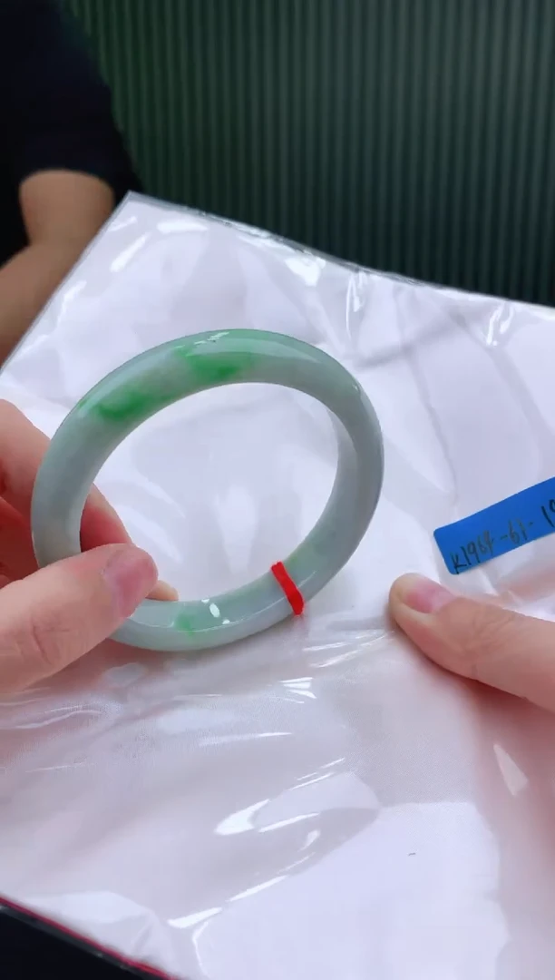 未镶嵌手镯翡翠61