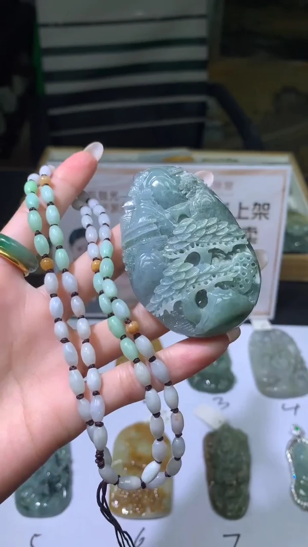 【闪购商品】定制翡翠未镶嵌不退不换CMH1件-A