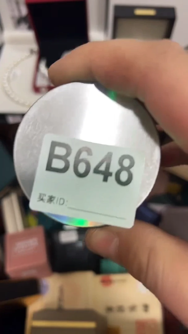 手工艺品琉璃是***吖648