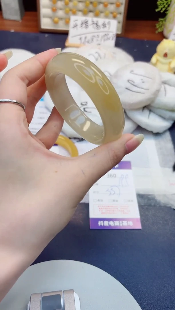 未镶嵌手镯石英质玉360 -财气镯-圈口55