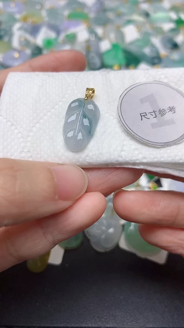 颈饰未镶嵌翡翠天然缅甸A货翡翠