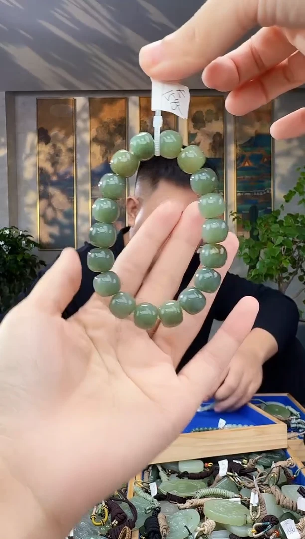 未镶嵌和田玉挂件拍一发一