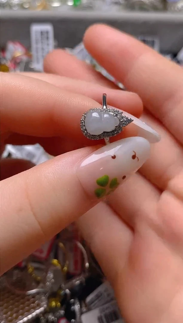 银S925镶嵌戒指翡翠百内无证书