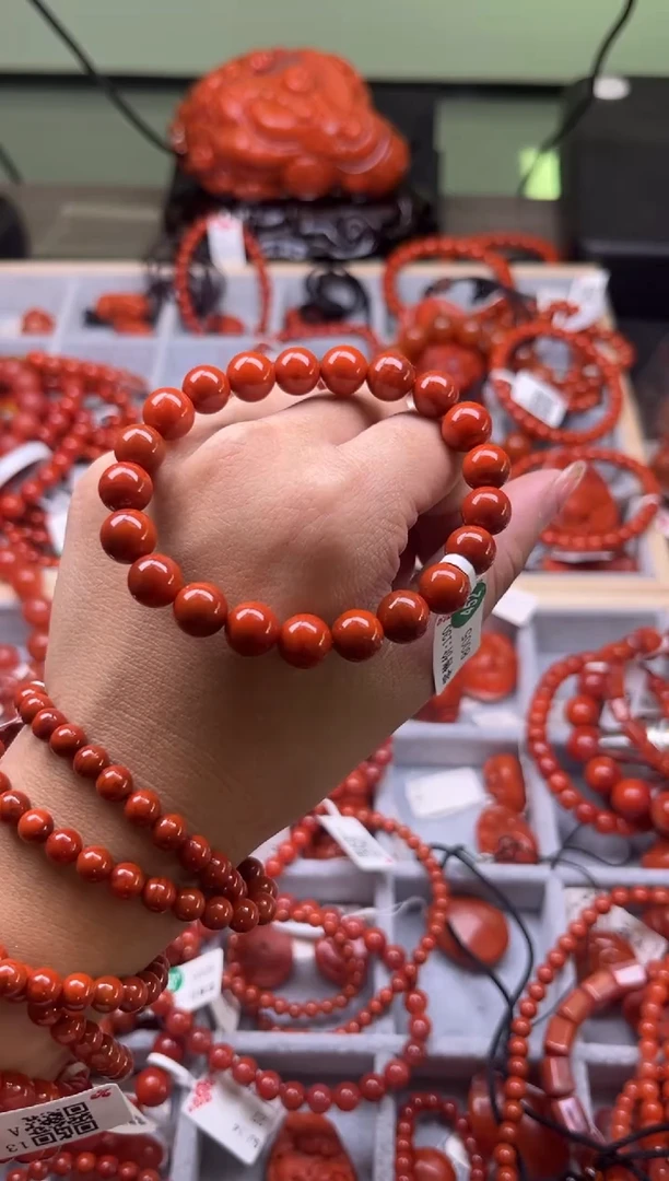 【闪购商品】南红玛瑙珠宝奇石未镶嵌9