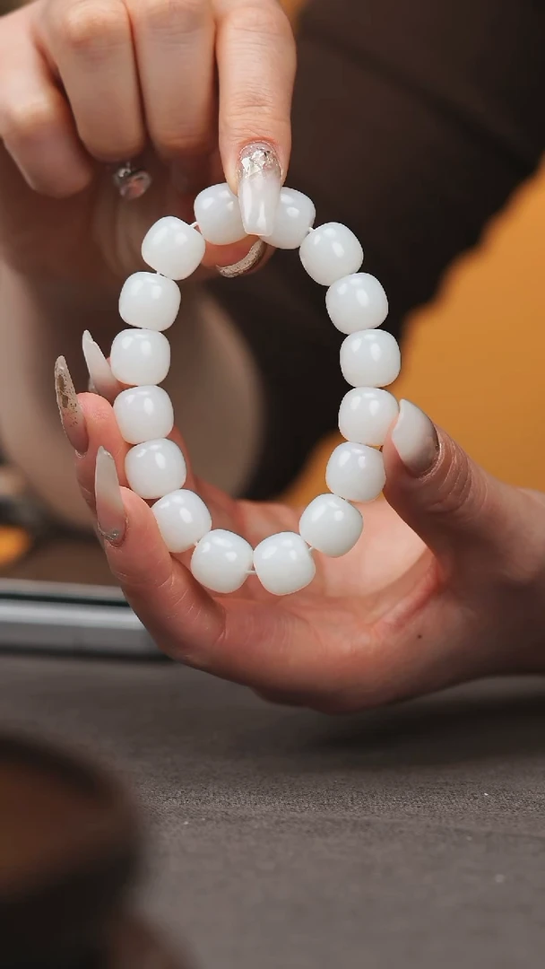 未镶嵌和田玉把件