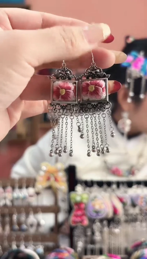 织绣艺枝独绣手工饰品211*