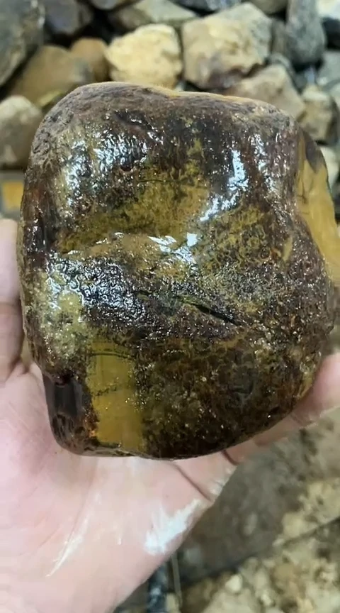 定制玛瑙霞*原石601836