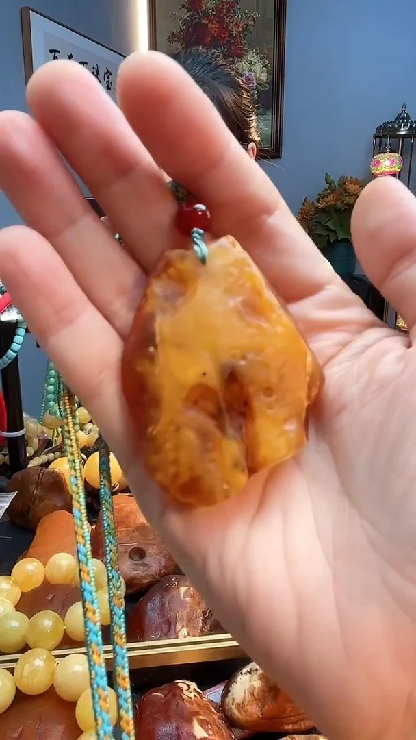 琥珀颈饰未镶嵌吊坠