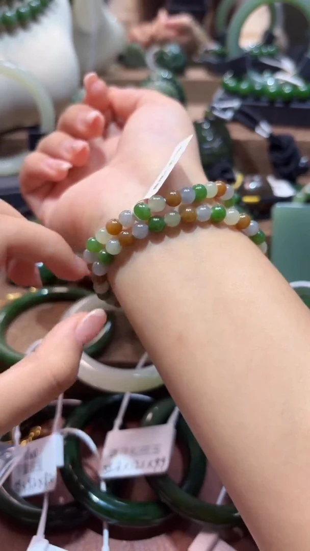 未镶嵌手串和田玉1