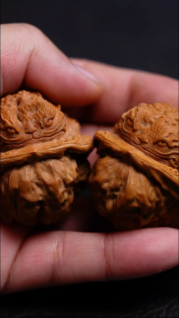 手串/手链橄榄核核桃雕刻金蟾