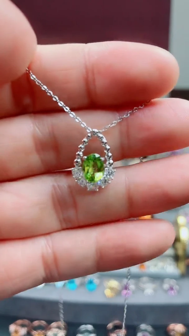 银S925镶嵌吊坠橄榄石橄榄石吊坠