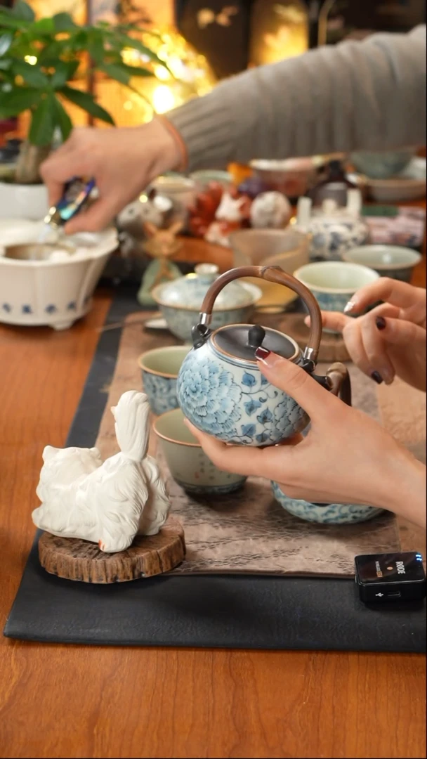 【闪购商品】朴云牡丹提梁壶朴云祥牡丹提梁壶